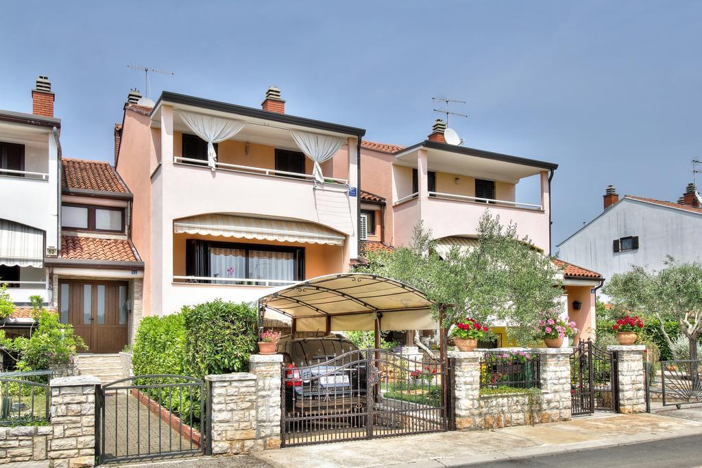 Apartment Roko Umag Exterior photo